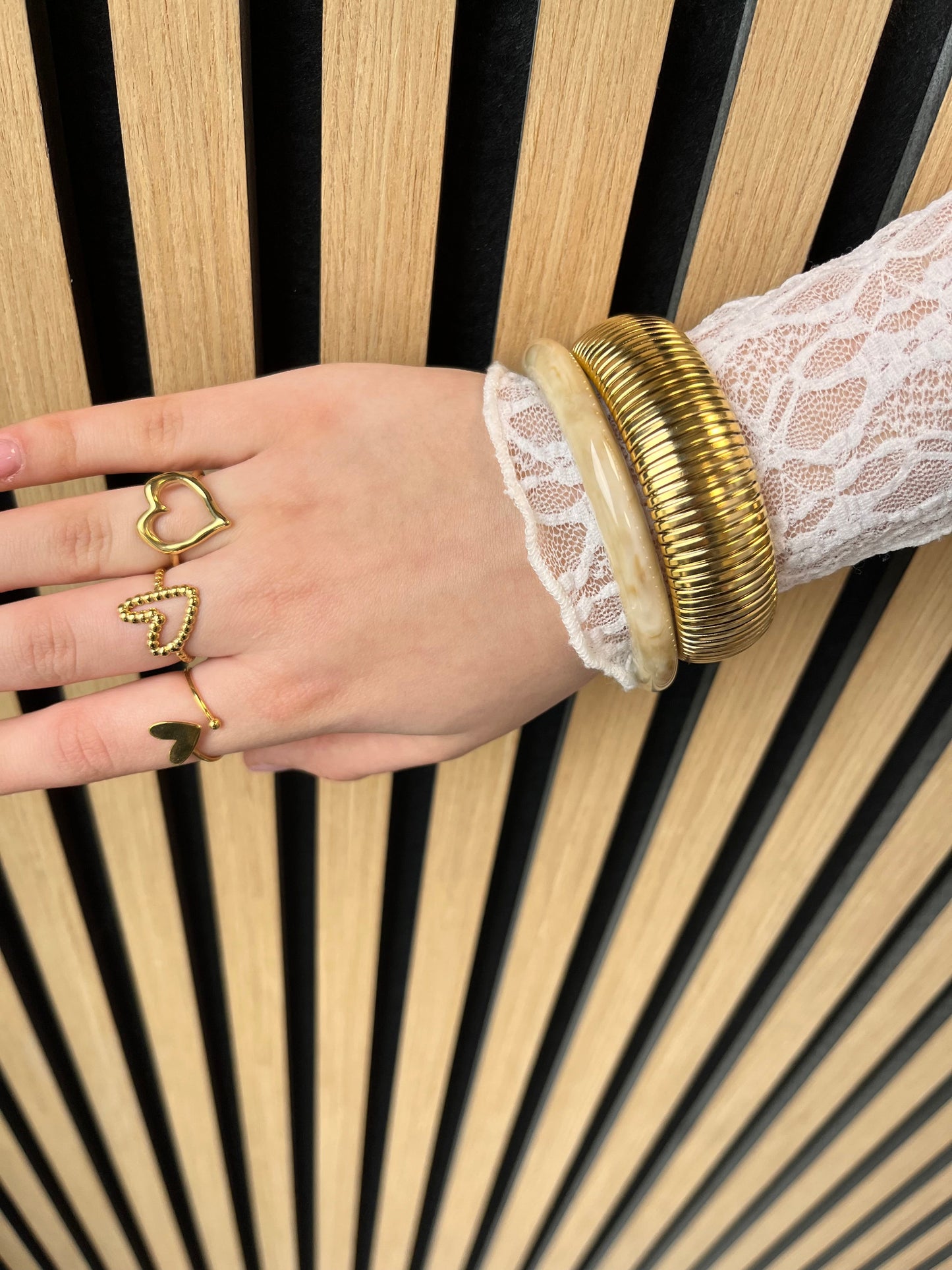Armband Lies